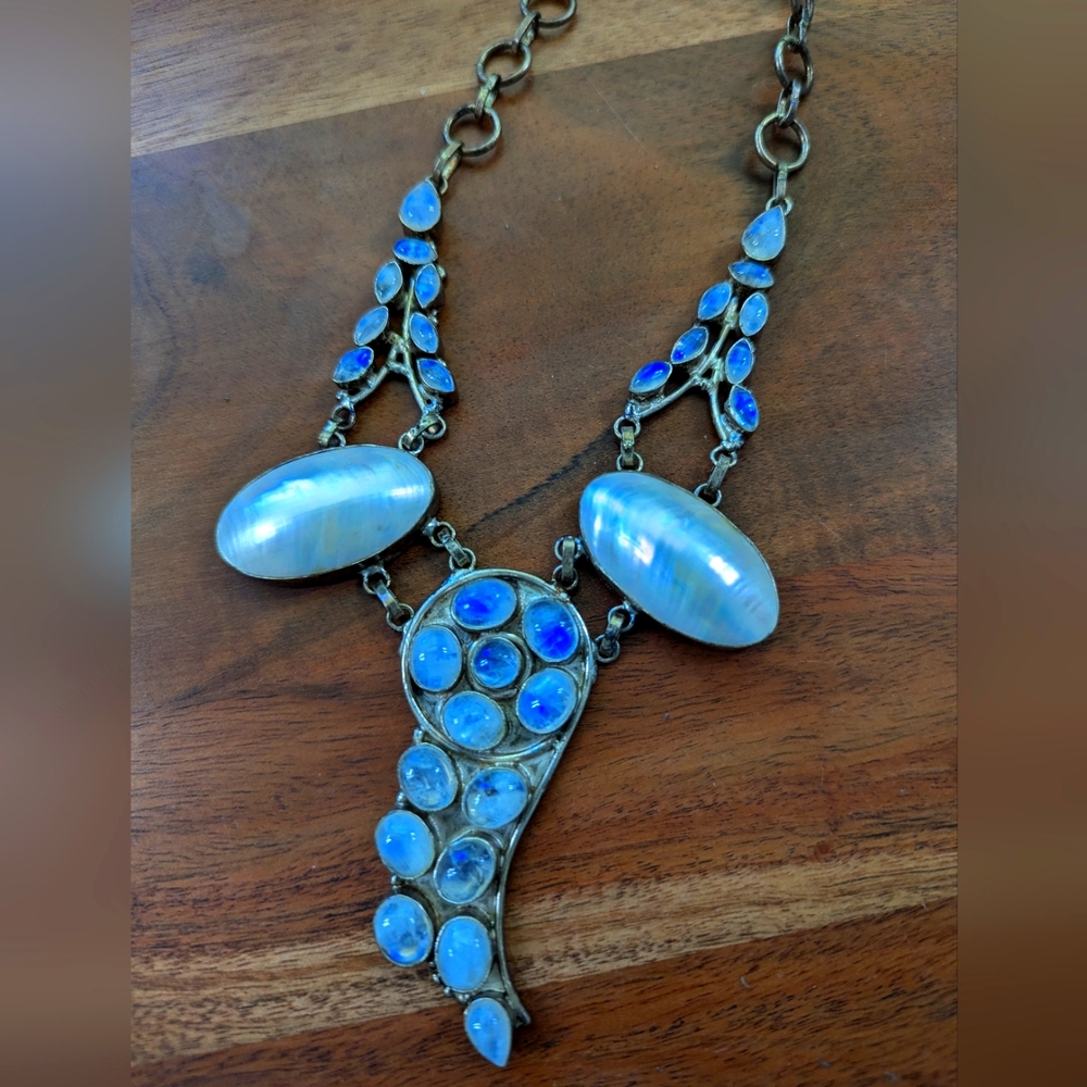 Moonstone & shell necklace - sterling silver